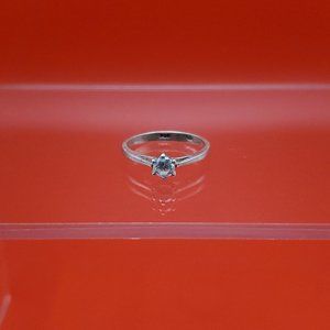 Size 5 925 Sterling Silver Cute Small Tarnished CZ Gem Ring
